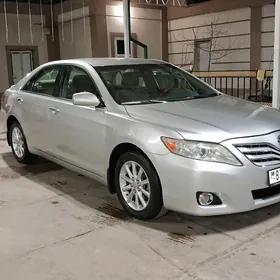 Toyota Camry 2010