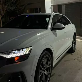 Audi Q8 2022