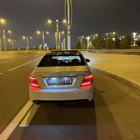 Mercedes-Benz 300CE 2008