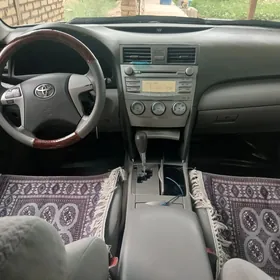 Toyota Camry 2010