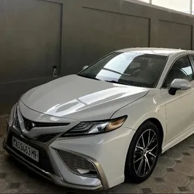Toyota Camry 2022