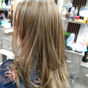 Parihmaher Vizažist