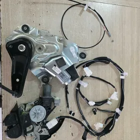 Lexus ES bagaz zamok