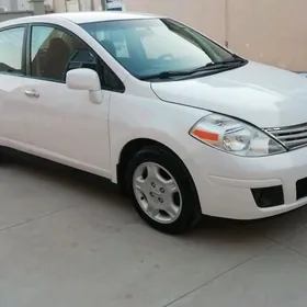 Nissan Versa 2010