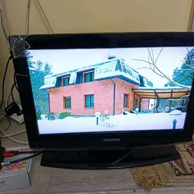 telewizor samsung -28-lik