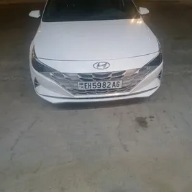 Hyundai Elantra 2021