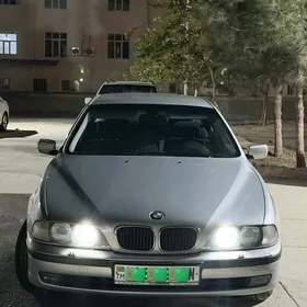 BMW E39 2000