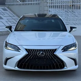 Lexus ES 350 2022