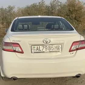 Toyota Camry 2010
