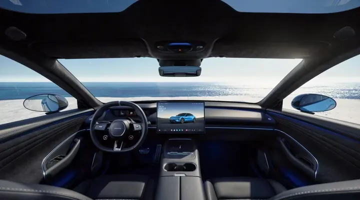 Xiaomi gaýtadan işlenen salon bilen SU7 awtomobiliniň täze neslini görkezdi