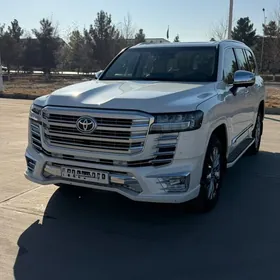 Toyota Land Cruiser 2023