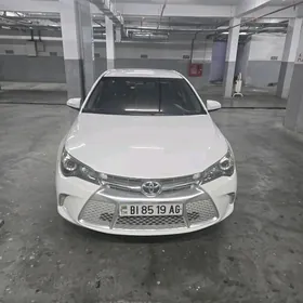 Toyota Camry 2015