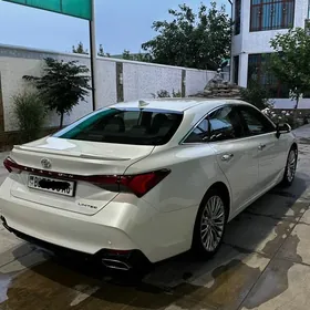 Toyota Avalon 2019