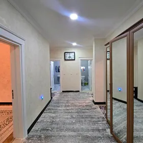 Gagarin pol elitka 3 komnat