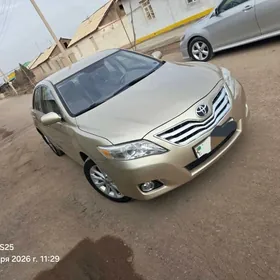 Toyota Camry 2010