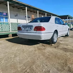 Mercedes-Benz E420 1997