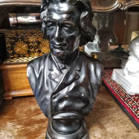 Статуэтка, бюст чугун