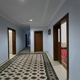 13 tapgyr 3 komnat 7 etaž