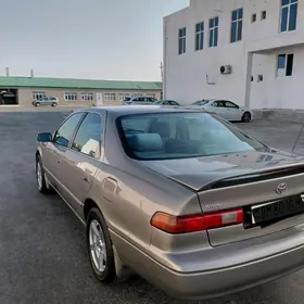 Toyota Camry 1998
