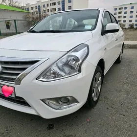 Nissan Sunny 2020