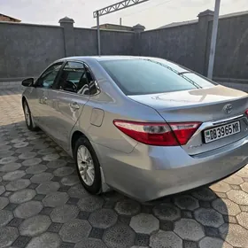 Toyota Camry 2017