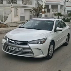 Toyota Camry 2016