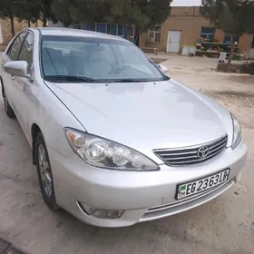 Toyota Camry 2004