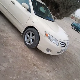 Toyota Camry 2010