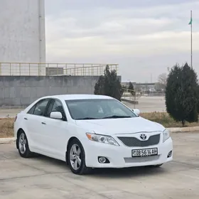 Toyota Camry 2010
