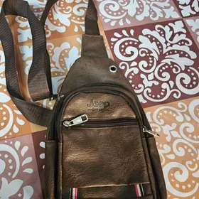 Сумка через плечо.