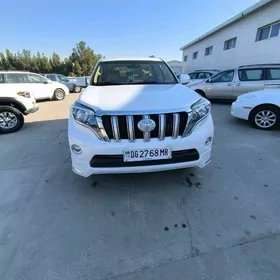 Toyota Land Cruiser Prado 2014