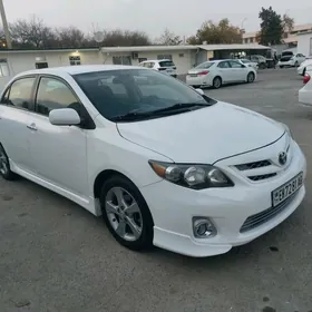 Toyota Corolla 2013