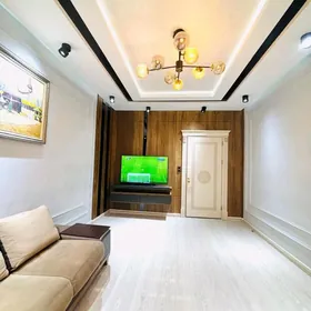 Mir 7/1   9/3   3 komnat