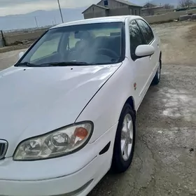 Nissan Maxima 2000