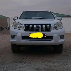 Toyota Land Cruiser Prado 2010