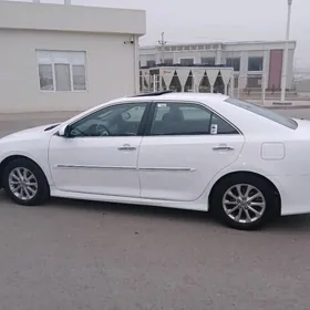 Toyota Camry 2013