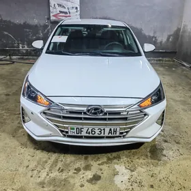 Hyundai Elantra 2020