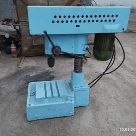 Сверлильные станок