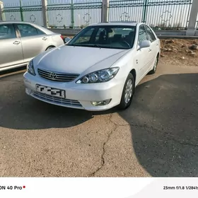 Toyota Camry 2005
