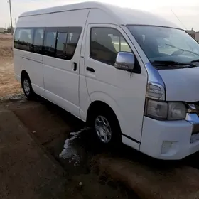 Toyota Hiace 2008