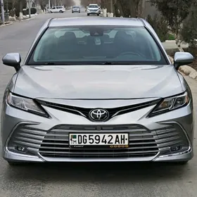 Toyota Camry 2022