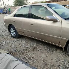 Toyota Camry 2000
