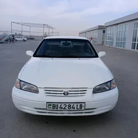 Toyota Camry 1997