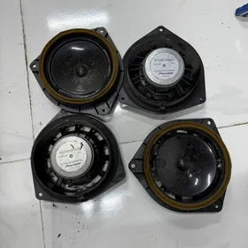 Pioner kolonka lexus