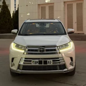 Toyota Highlander 2018