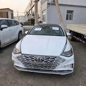 Hyundai Sonata 2021