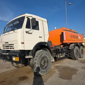 Kamaz 6520 2015