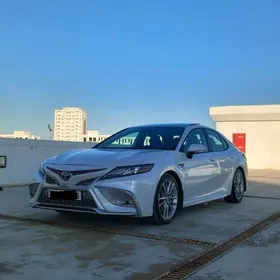 Toyota Camry 2022