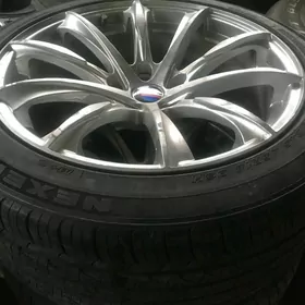 BMW diska r 18 razni şiroki