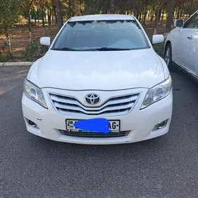 Toyota Camry 2010